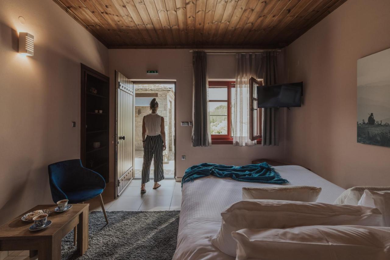 Rouista Tzoumerka Resort Vourgareli Cameră foto