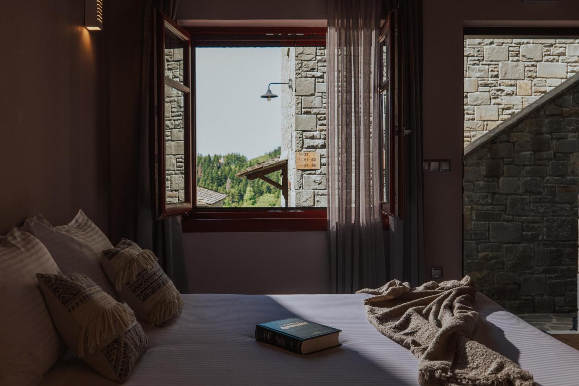 Rouista Tzoumerka Resort Vourgareli Cameră foto